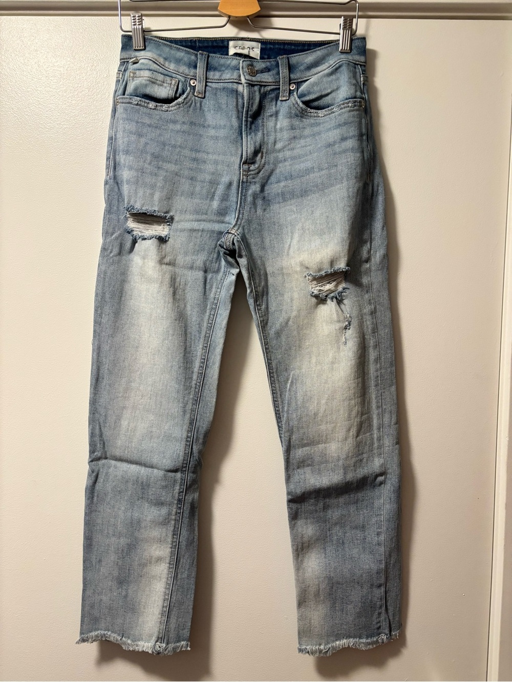 Ceros Super High Rise Medium Wash Destroyed Dad Jeans 28